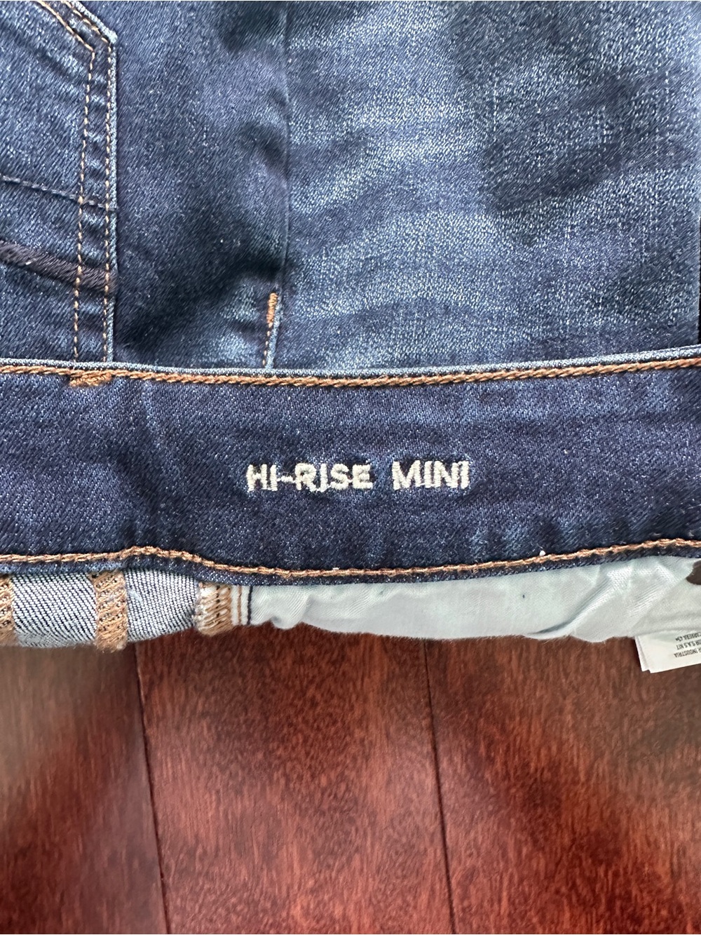 American Eagle Outfitters Dark Blue Denim Mini Skirt with Frayed Hem - Picture 3 of 4